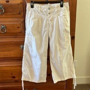 Joie White Capris Cargo-Style Wide Leg